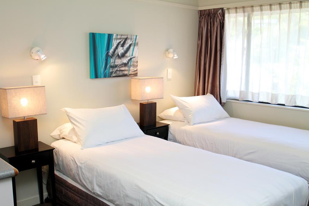 Aloha Lodge Beachside Accommodation Нельсон Экстерьер фото