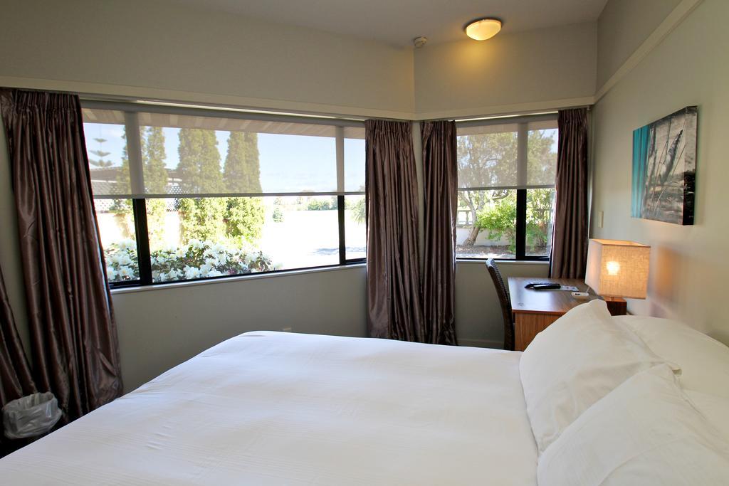 Aloha Lodge Beachside Accommodation Нельсон Экстерьер фото