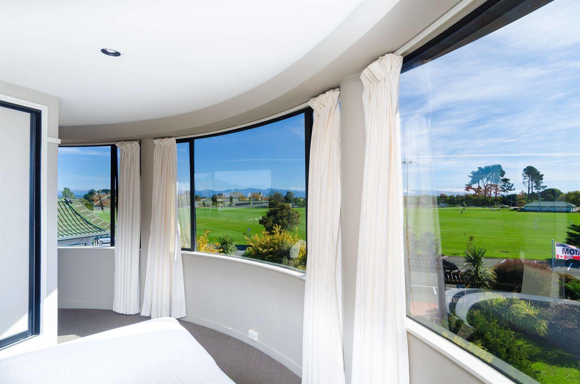 Aloha Lodge Beachside Accommodation Нельсон Экстерьер фото