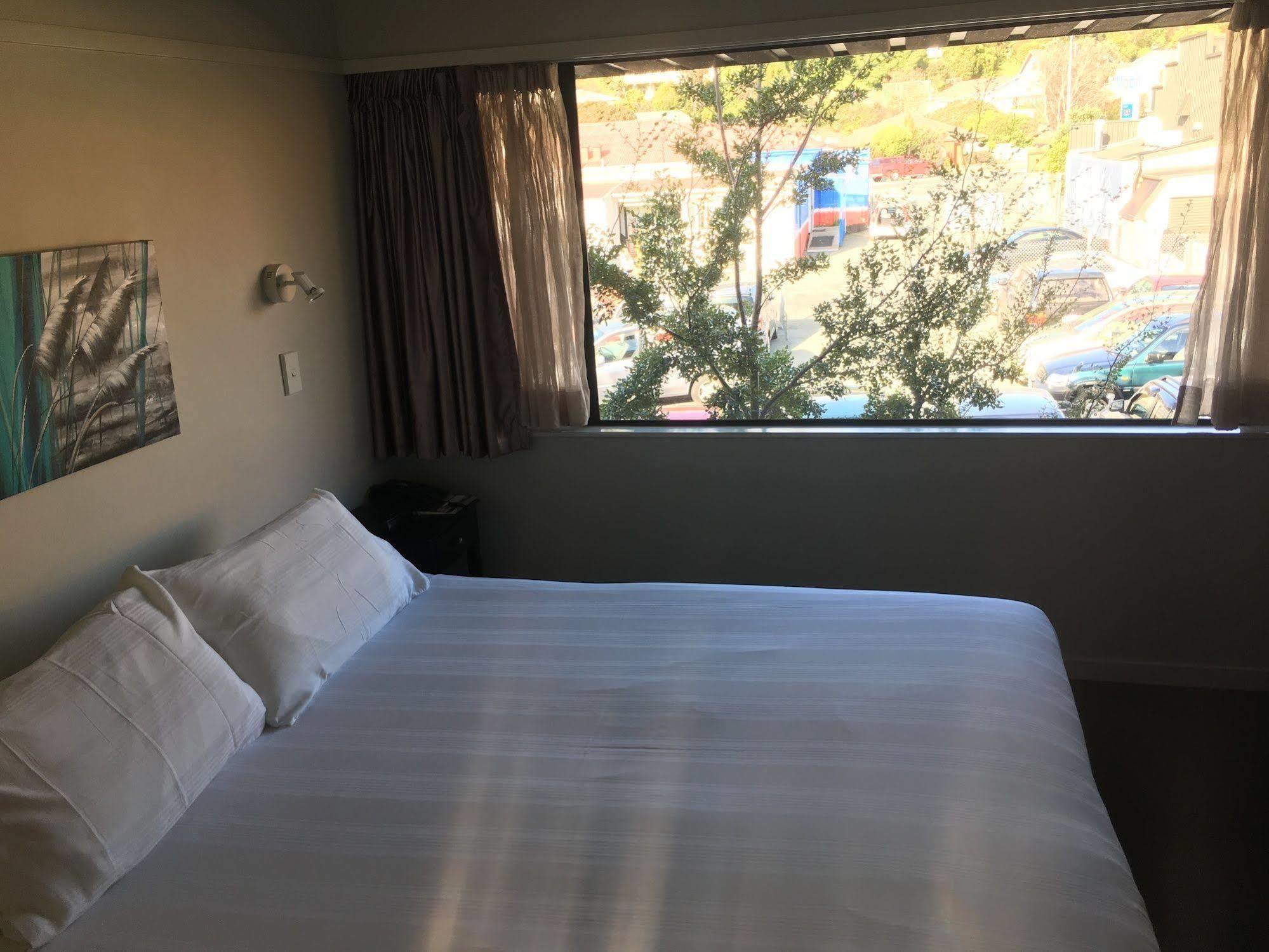 Aloha Lodge Beachside Accommodation Нельсон Экстерьер фото